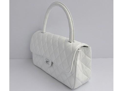 CHANEL シャネルスーパーコピーラムスキントートバッグ A35946 ホワイト